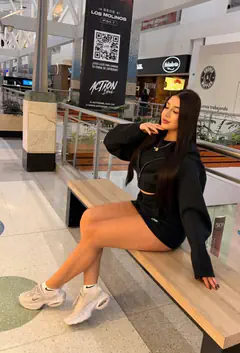 Sharon Gomez - Foto 12a2490d-5204-4a18-8b68-70422e6606fb