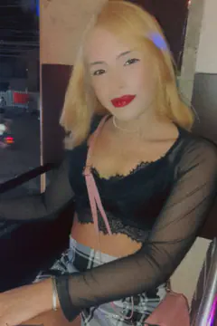 Sara - Foto 12c5af8a-7fae-46eb-be55-303113f3e4d0