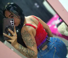 Lili Cucuta - Foto 131cfa73-fe0c-4275-80a4-70fa48d65236