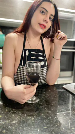 Violeta - Foto 1556afe9-7f08-4c31-4865-997d912d3000