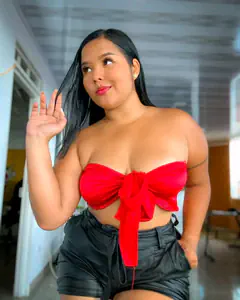 Valentina - Foto 16b32aac-cc5b-424a-b67f-8b44ffba224b