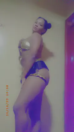 Karen  - Foto 171fd656-7367-4d67-e1c2-de770ca43500