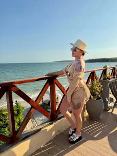 Andrea - Foto 18ebe456-2176-4ea1-9a13-ae6692c4bd23