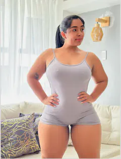 Andrea - Foto 19313656-0cbc-4f4a-88aa-2e129749c61e