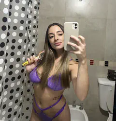 Pamela - Foto 1a882ed0-4055-47ab-92b4-d1fb91fe8be9