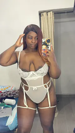 Ciara - Foto 1a9f8821-b82a-4941-978c-38f50f86c8e8