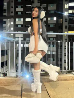 Paula - Foto 1d9bc708-211b-4c24-805f-703b936ac093