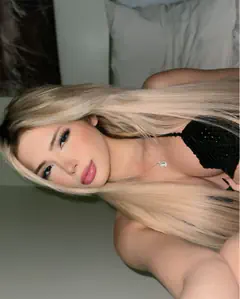 Andrea Martinez - Foto 20dfc298-882a-406b-9182-433b04067256