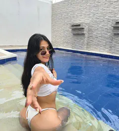 Camila - Foto 2153ecea-8687-41a1-83ff-4b651fa18287