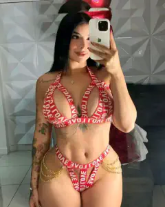 Karen - Foto 216485a5-8bce-43f1-94be-bc1c1e37ef4a