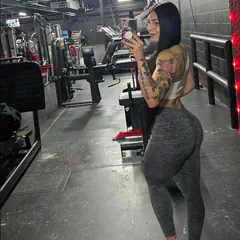 Yesenia - Foto 21902a59-a43c-43a0-a809-8c076d554905