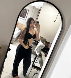 Sharlot - Foto 235a3ece-3f1f-49e9-8901-77c7c40d3c11