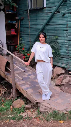 Estefany Rey - Foto 240c9018-cd45-40dc-9dce-71b56520c680