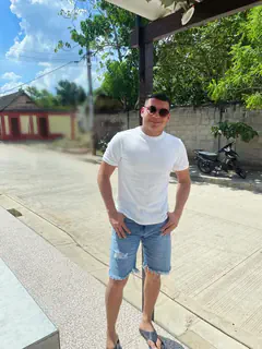 Juan - Foto 27fd3c65-2ac3-4d70-b2da-46c2e6a7947e