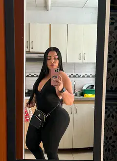 Laura - Foto 28309c2a-f42d-4bc1-9f88-aec0aa65d1cf