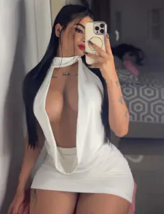 Laura - Foto 2ba2594f-4a86-41b9-9cec-180e82f911b6