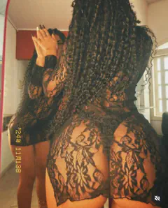 Adrienne Cyrene - Foto 2bf92060-471a-48e4-b427-f4dec03fe7b9