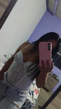 Daniiela - Foto 2e30f8fd-f4df-46b6-8571-c38d84ea341b