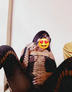 Teffi Castillo - Foto 2e57dc0e-08cf-48a2-ae2f-0734897b7096