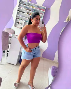 Helen Yuliana - Foto 2f6df602-7022-4c84-9485-42b7b09deebe