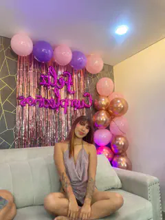 Fernanda Prada - Foto 30cc7728-0384-4868-8e75-9d84d1f984aa