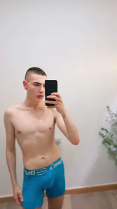 Lucas - Foto 31b52a27-c180-472e-aa95-1e28e1224205