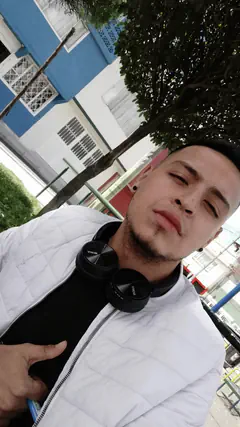 Camilo - Foto 330200bb-f25c-4b11-6a6d-2ddfe083e700