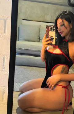 Lina - Foto 339dfffe-fcd0-4027-805e-0e7c8ee4cb1a