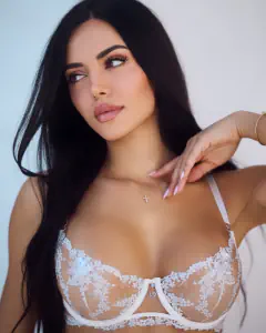 Luisa - Foto 347fc8c8-f3fc-4bcf-b8f4-16099b78115c