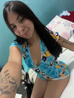 Daniiela - Foto 34ae4a9d-669b-4708-9c25-0fc78cc696ac