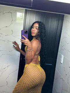 Karol Valencia - Foto 35225c3e-0d8f-448e-9147-64425343bf1a