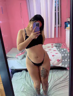 Karla - Foto 37e31443-4521-499e-aa21-0d11de0acd00