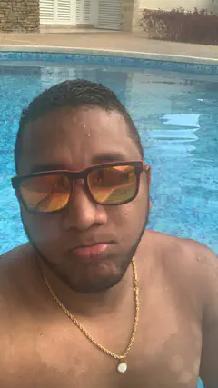 Angel - Foto 3a4d985e-84b7-43ca-75c2-93843a471400