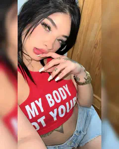 Karina - Foto 3b32a047-3a98-4525-afb2-cefa66f01eb8