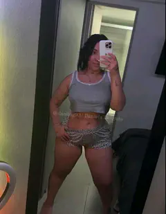 Emily MedellíN - Foto 3b8e1123-f2bd-4d6c-9f69-41e6dabf8bfb