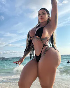 Lina - Foto 3ba25789-8400-4974-aca4-e119b2b14eec