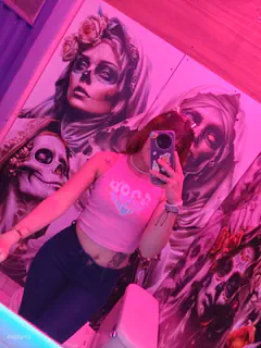 Taylor Demon - Foto 3cce5c9f-f485-43fe-bece-4d14459fe166