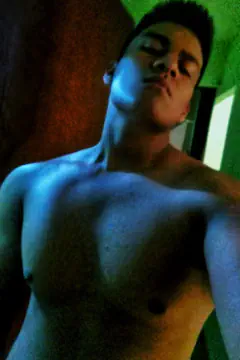 Angel - Foto 3e6c2056-0dac-4913-92a1-0d5e1a1ef2f0