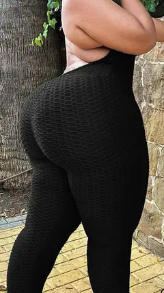 Samantha - Foto 3ffeab84-b43b-48e2-7dcb-1ef262516000