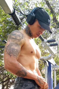 David - Foto 42551718-4eda-4037-f653-c7f9fe6bfb00