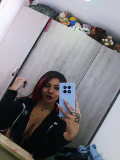 Juliana - Foto 42f18abc-4999-4e89-9e09-e85be83da9e7