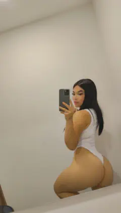 Ainoha - Foto 43b37592-3ba5-4c78-922b-d78590713892