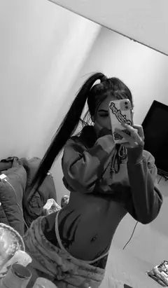 Isabela - Foto 45995701-e55b-4551-9861-8bc56756a904