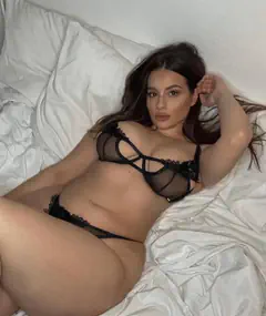 Melany - Foto 47b3eefd-e7fa-414b-8893-4735f3b00c81