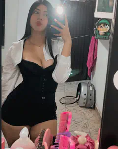 Ana Maria - Foto 47bde4c5-b6b4-4414-b716-25cf1127770f