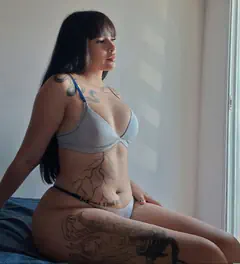 Alison - Foto 49b3c426-cd86-402c-bc43-21f445859aa6