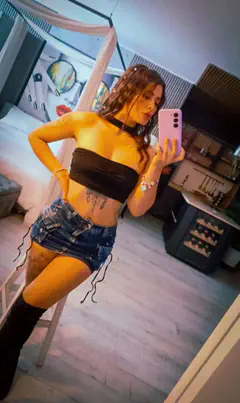 Lore - Foto 4aab2581-6313-471d-a965-a24a00f3dc46