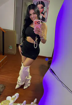 Kimberly Cruz - Foto 4b9fb34f-d159-4809-aaa6-55cc234b86ea