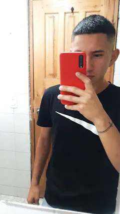 Kevin - Foto 4d6623ab-5be7-4c76-6426-342e5bc95c00