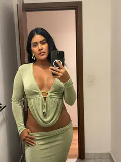 Tania - Foto 50242deb-e3d3-44a5-b689-16b9e577813d